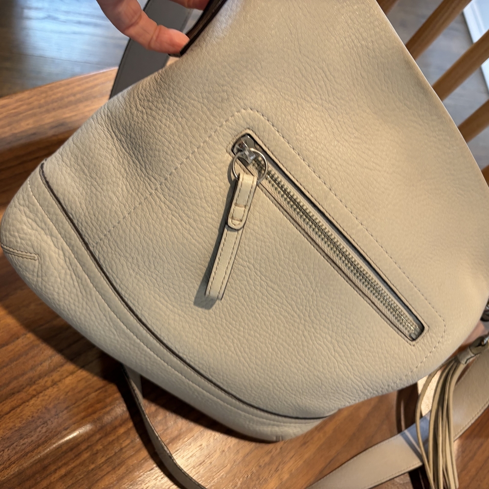 Coach Cream Leather Shoulder Hobo Bag - Picture 2 of 6